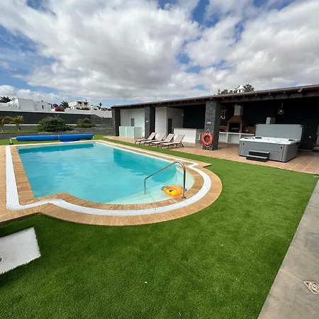 La Ballena Azul Vila Costa Teguise