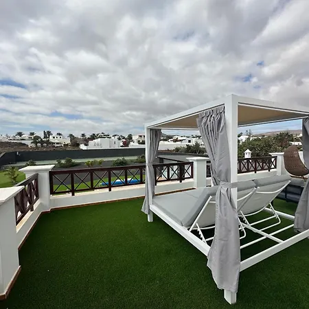 La Ballena Azul Costa Teguise